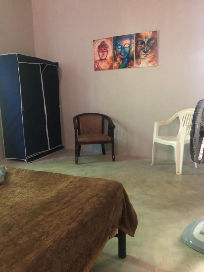 BP cheap private rooms Koh Mak Esterno foto