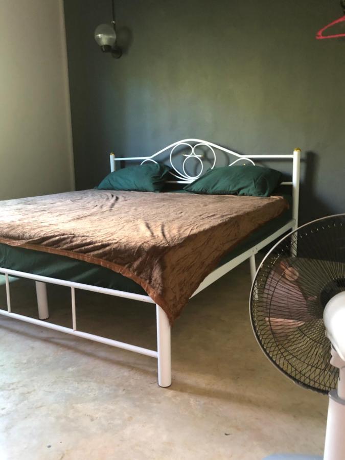BP cheap private rooms Koh Mak Esterno foto